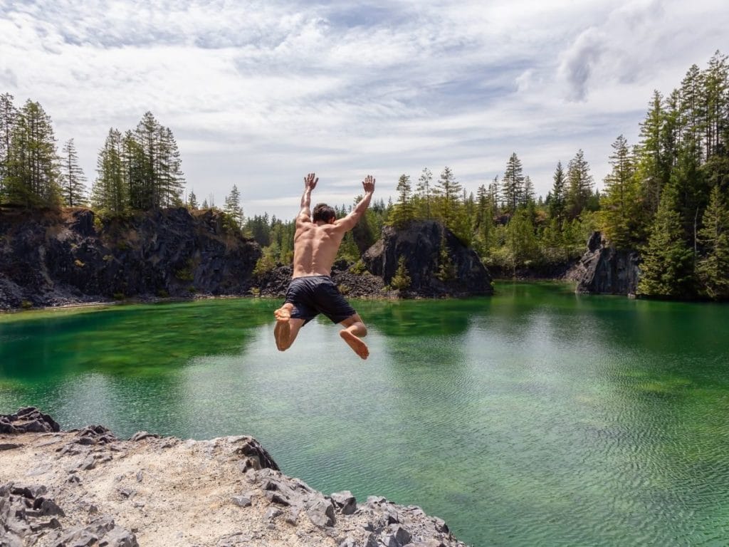 cliff jumping